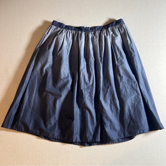 NWT Tommy Hilfiger 100% Cotton Denim Blue Fit and Flare Skirt, Size 10 - Picture 3 of 7